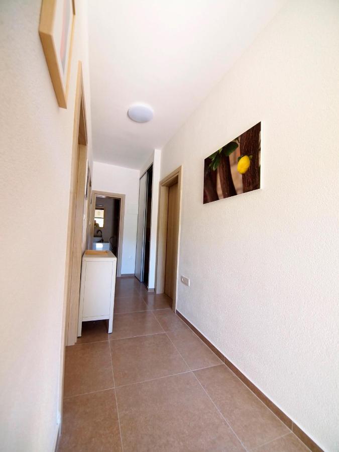Appartement Three-room Near The Beach-zen Brna